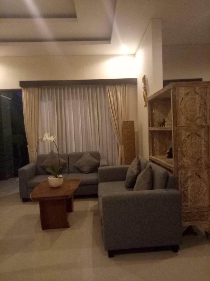 Villa Reisya Nusa Dua  Extérieur photo